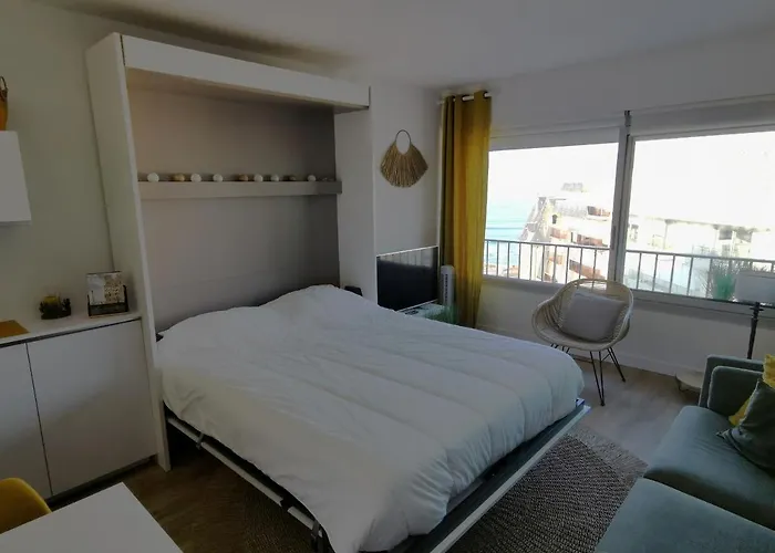 アパート L'estacade レ・サ​​ーブル・ドロンヌ